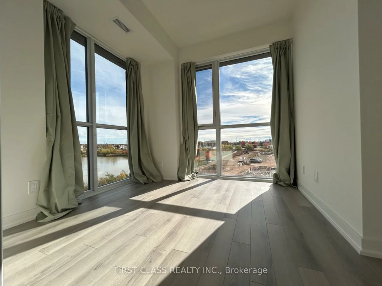 3071, Trafalgar, 1010 - JM Joshua Meadows, Oakville