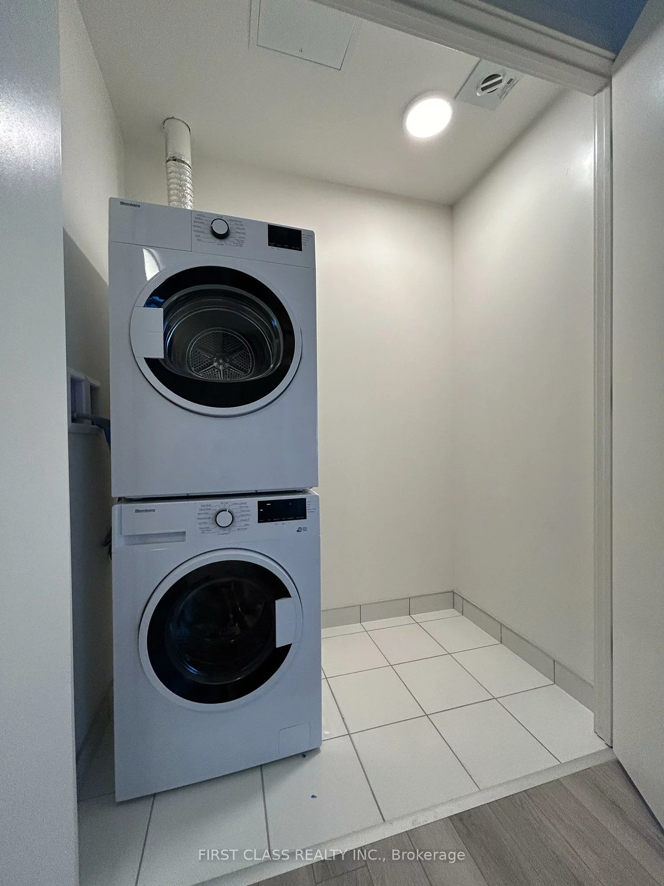 3071, Trafalgar, 1010 - JM Joshua Meadows, Oakville