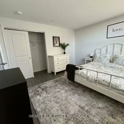 1254, Marlborough, 1003 - CP College Park, Oakville