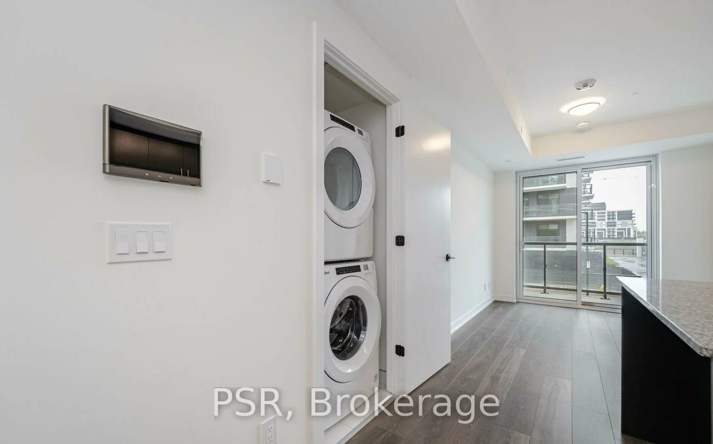 335, Wheat Boom, 1010 - JM Joshua Meadows, Oakville