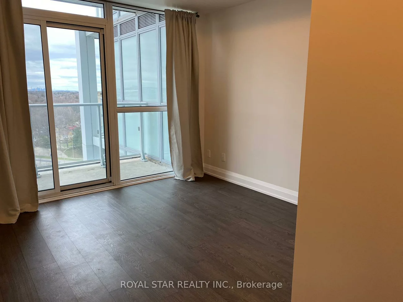 65, Speers, 1002 - CO Central, Oakville