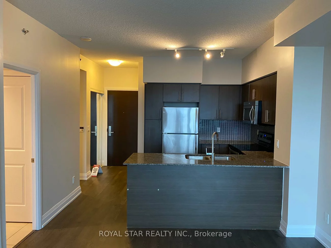 65, Speers, 1002 - CO Central, Oakville