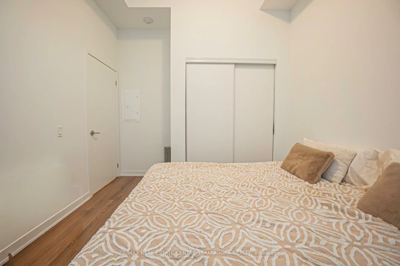 395, Dundas, 1008 - GO Glenorchy, Oakville