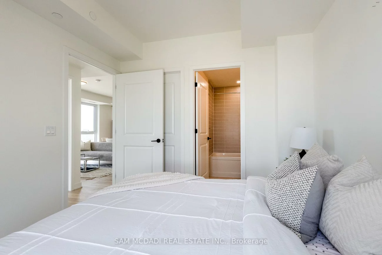 335, Wheat Boom, 1010 - JM Joshua Meadows, Oakville