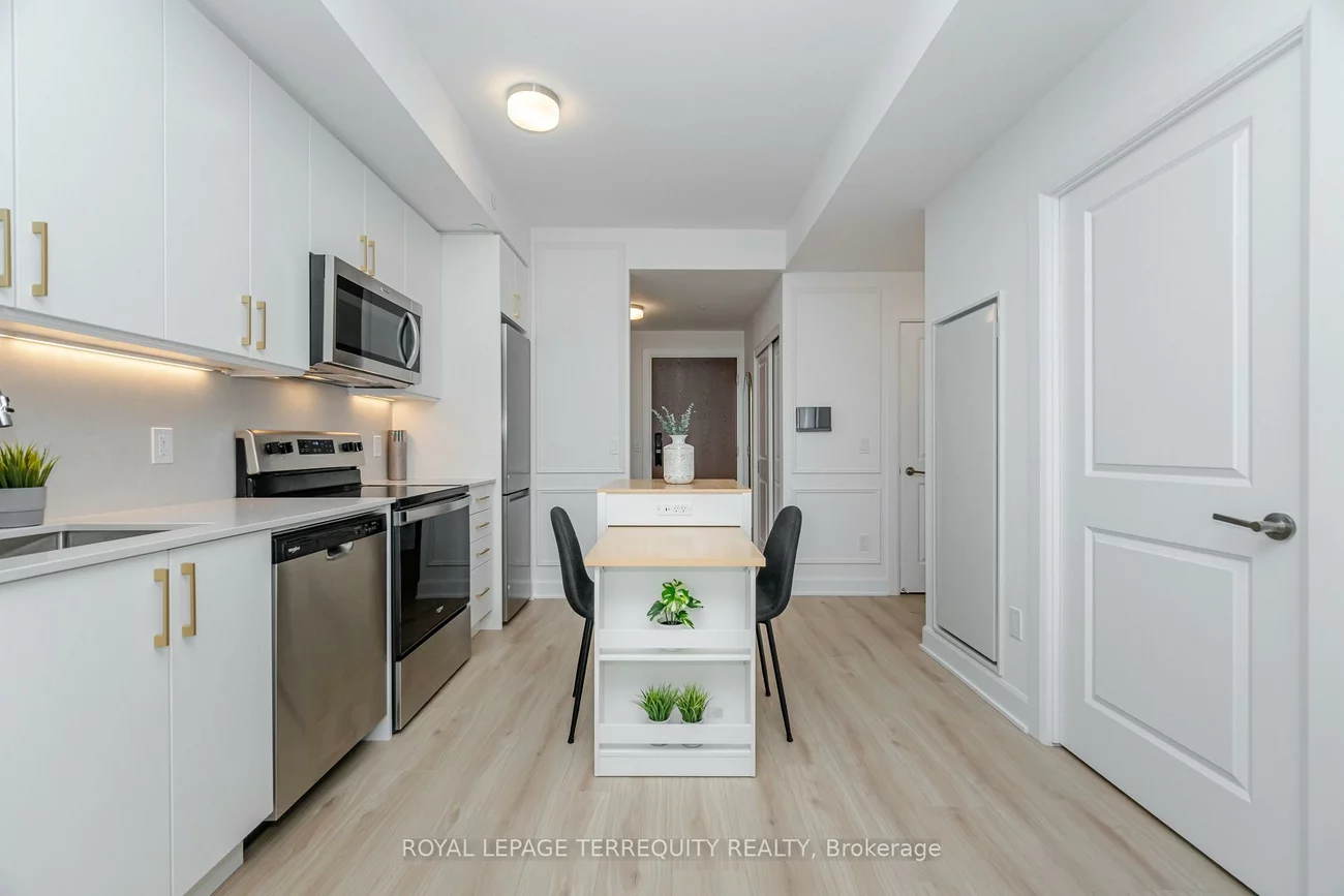 3240, William Coltson, 1010 - JM Joshua Meadows, Oakville