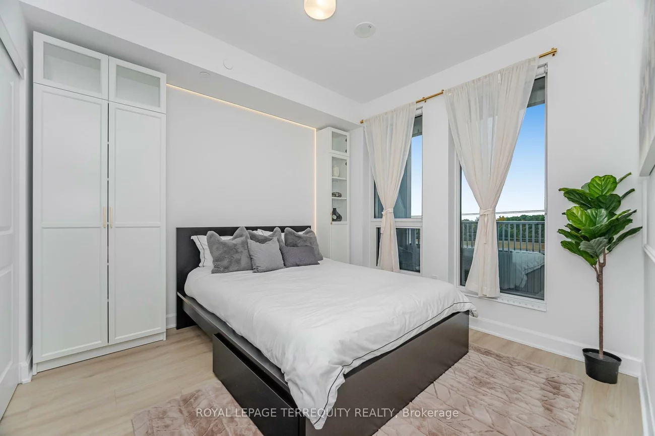 3240, William Coltson, 1010 - JM Joshua Meadows, Oakville