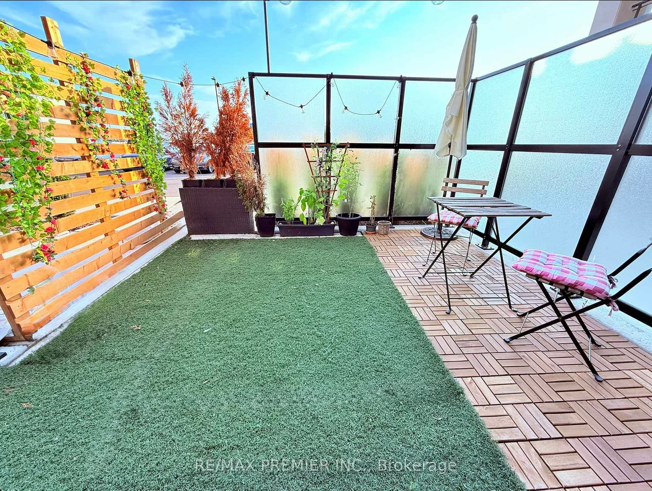 405, Dundas, 1040 - OA Rural Oakville, Oakville