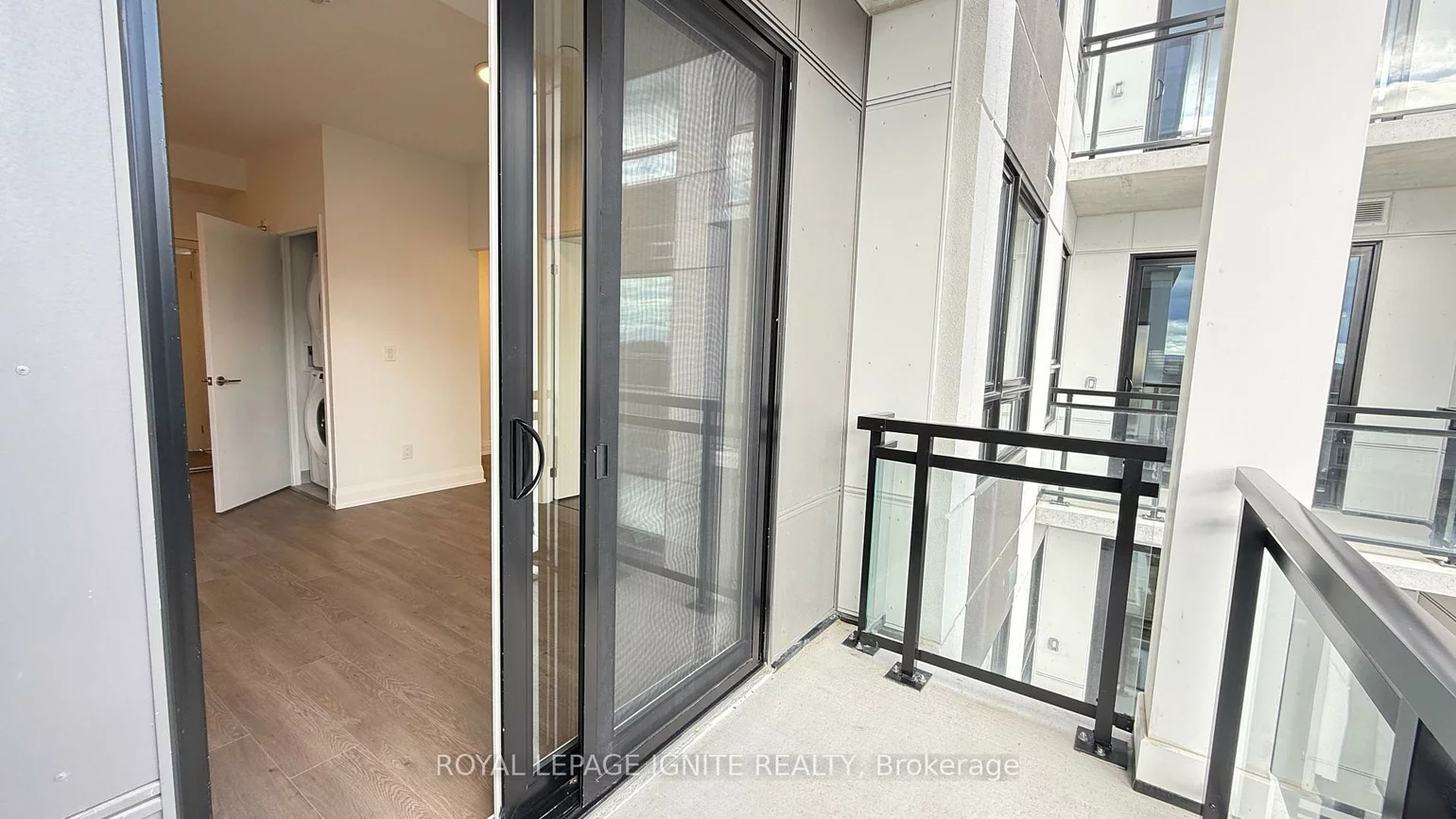 3250, Carding Mill, 1008 - GO Glenorchy, Oakville