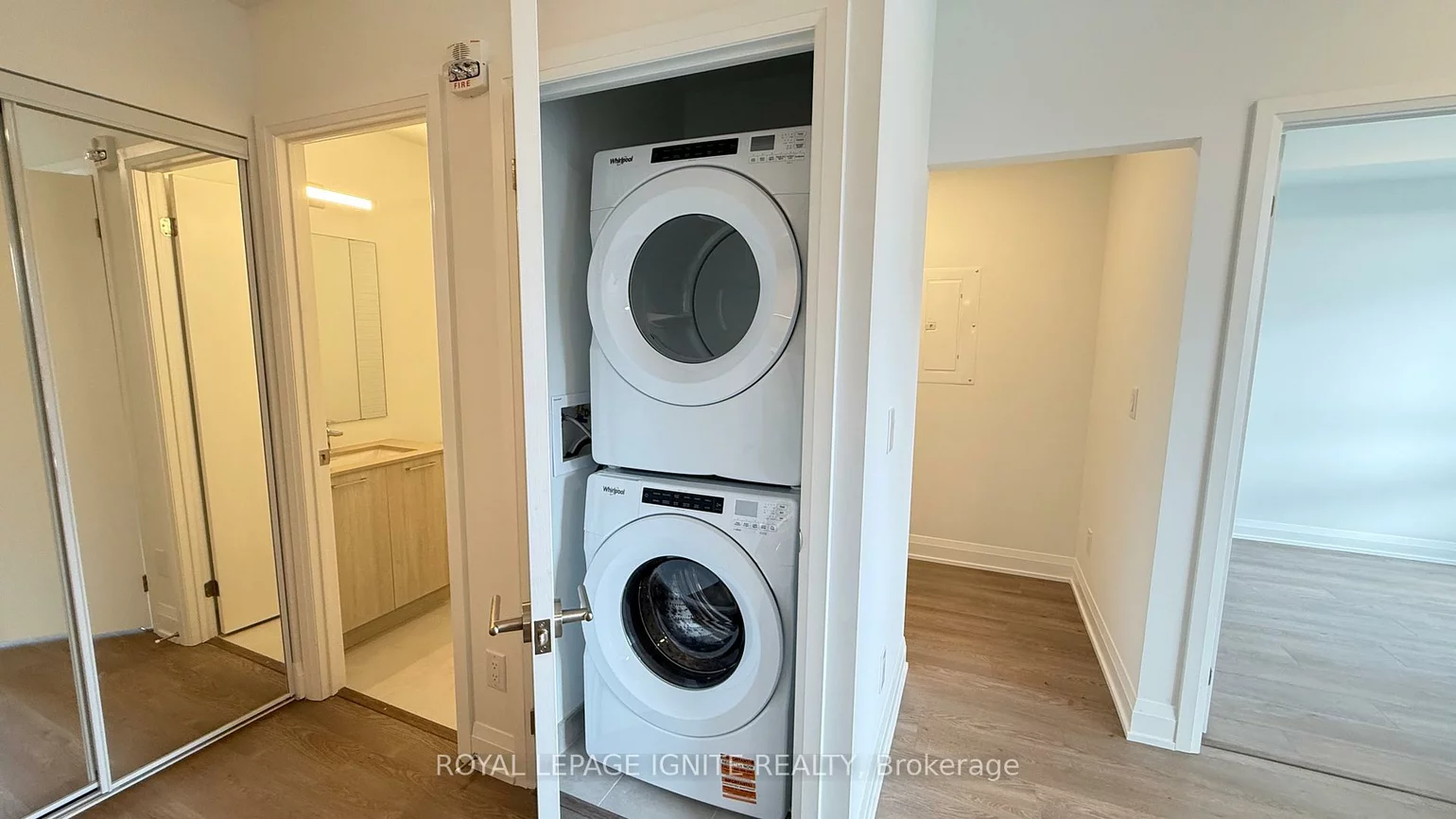 3250, Carding Mill, 1008 - GO Glenorchy, Oakville