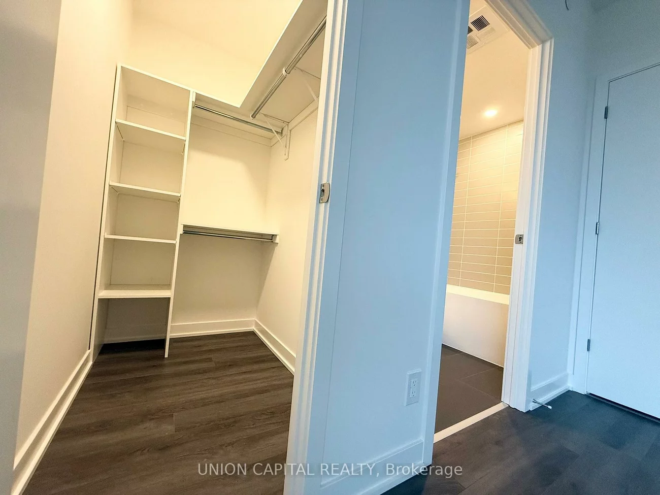 3071, Trafalgar, 1010 - JM Joshua Meadows, Oakville