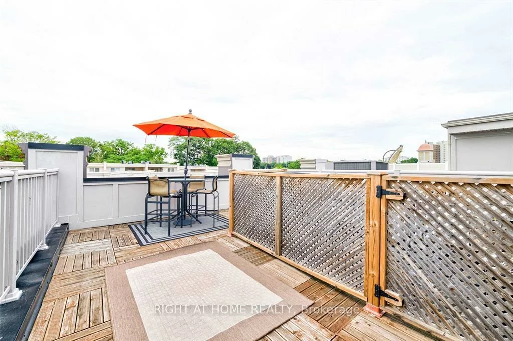 99, Brant, 1002 - CO Central, Oakville