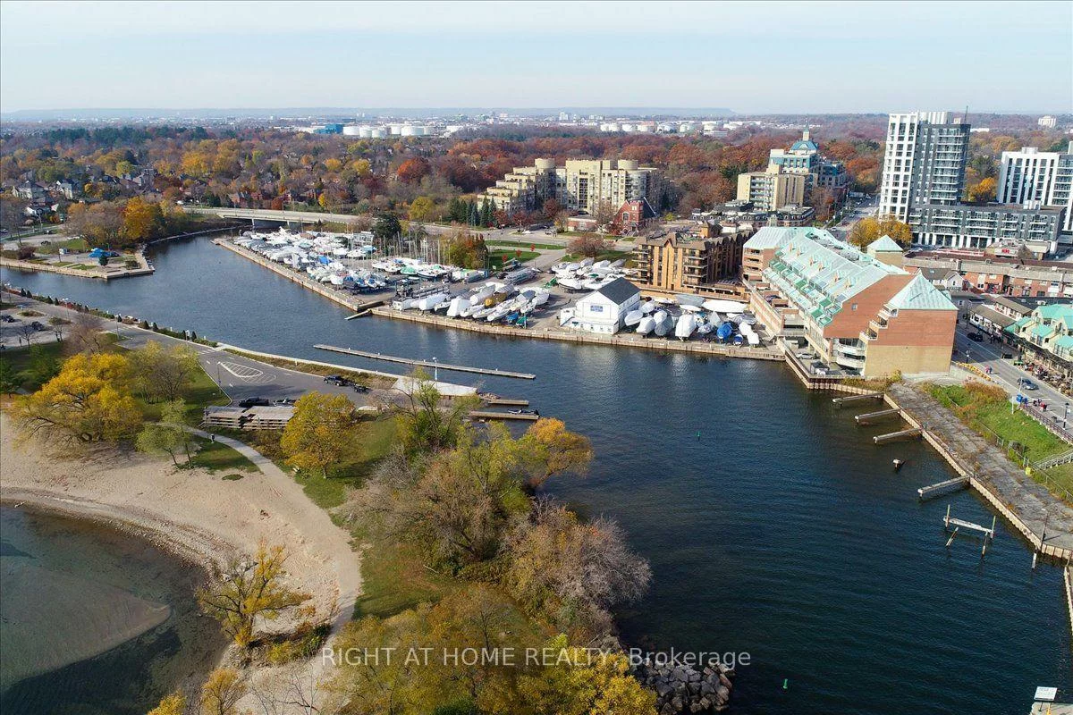 99, Brant, 1002 - CO Central, Oakville