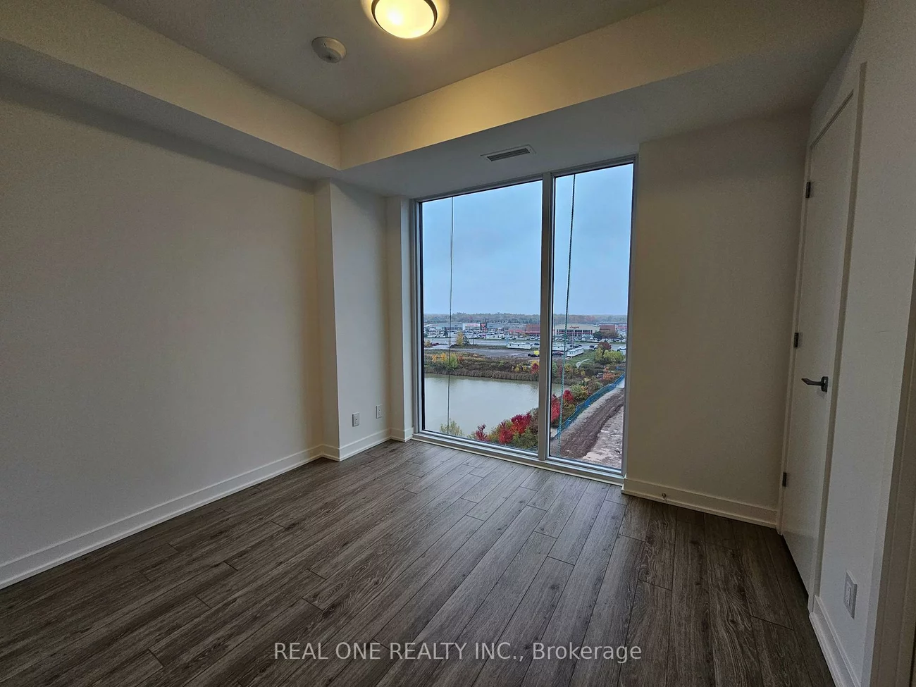 3071, Trafalgar, 1010 - JM Joshua Meadows, Oakville