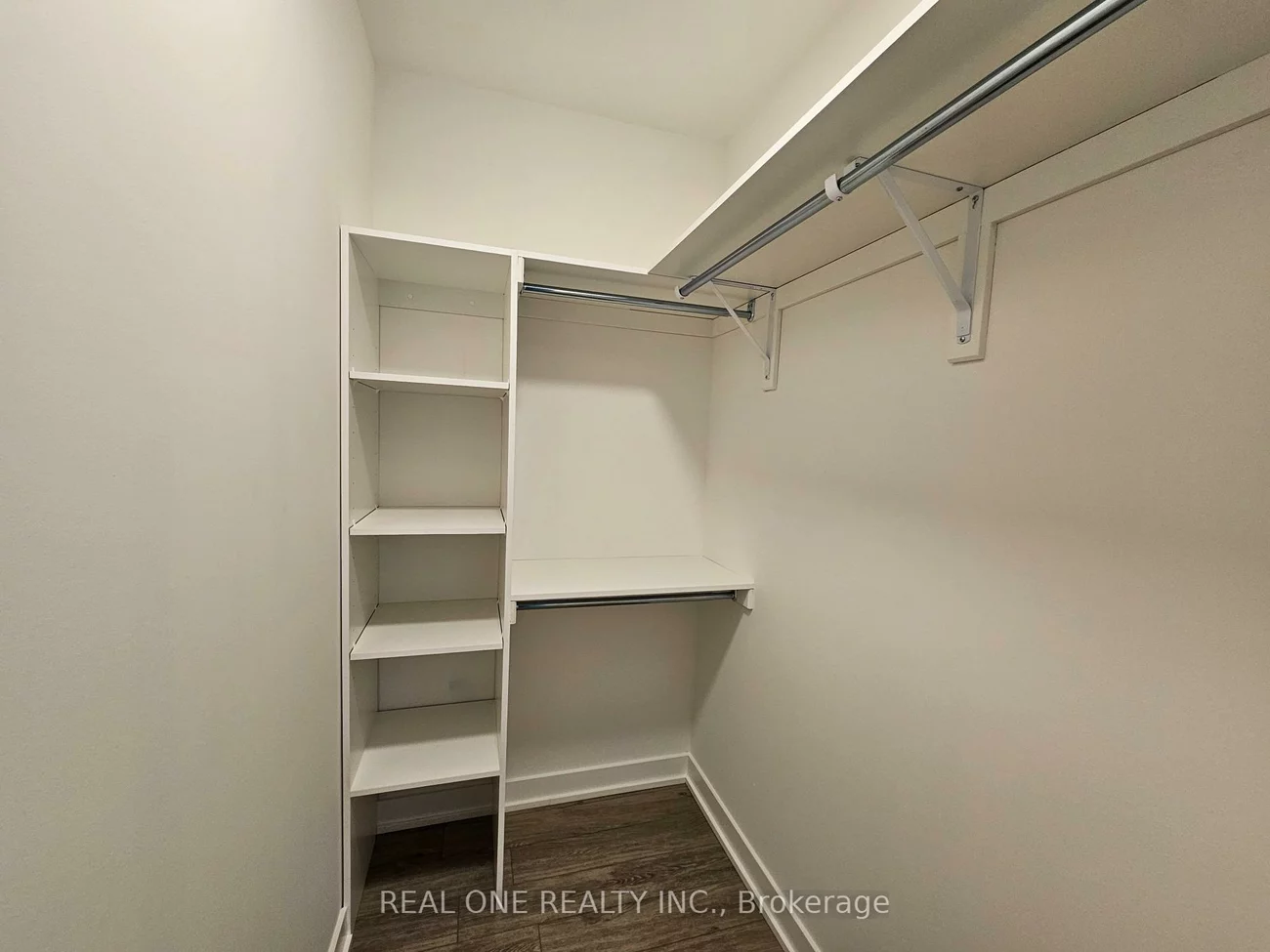 3071, Trafalgar, 1010 - JM Joshua Meadows, Oakville