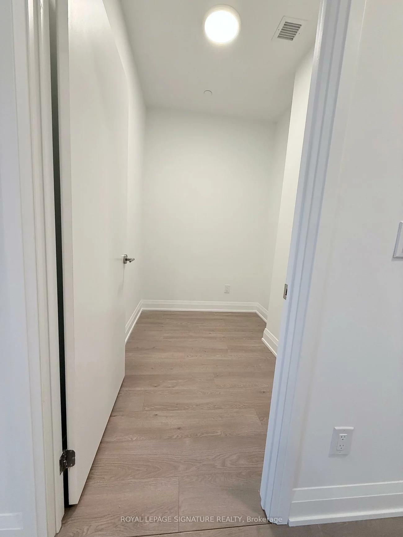 3250, Carding Mill, 1008 - GO Glenorchy, Oakville