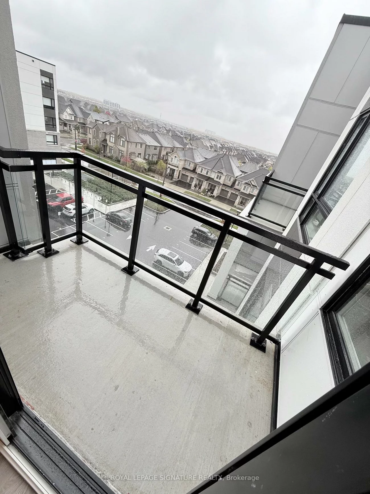 3250, Carding Mill, 1008 - GO Glenorchy, Oakville