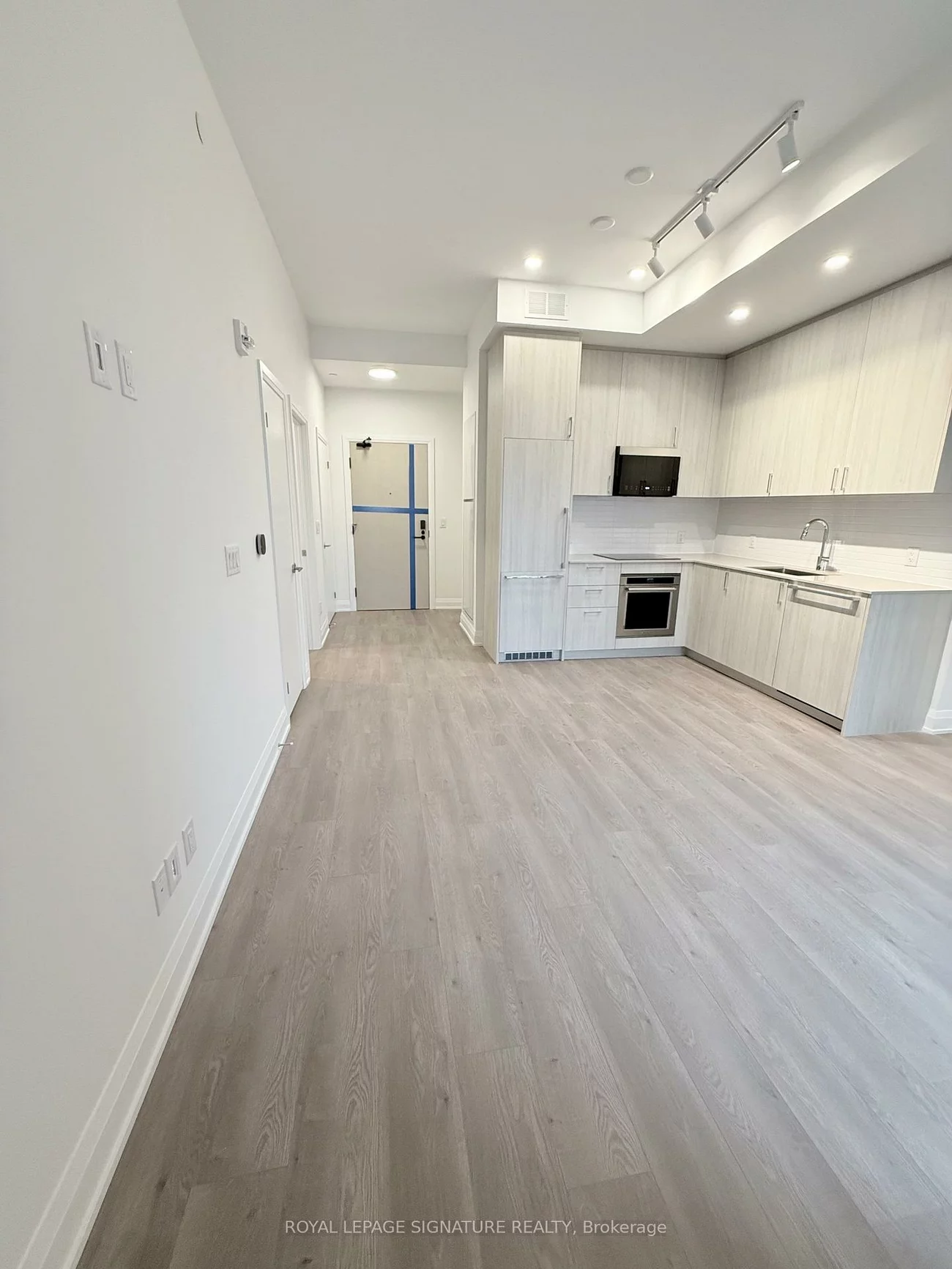 3250, Carding Mill, 1008 - GO Glenorchy, Oakville