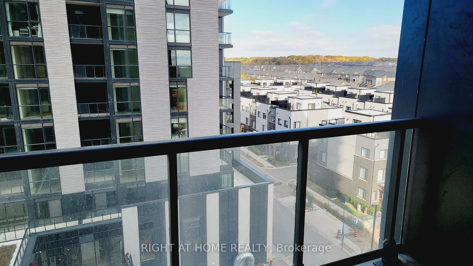 3079, Trafalgar, 1010 - JM Joshua Meadows, Oakville