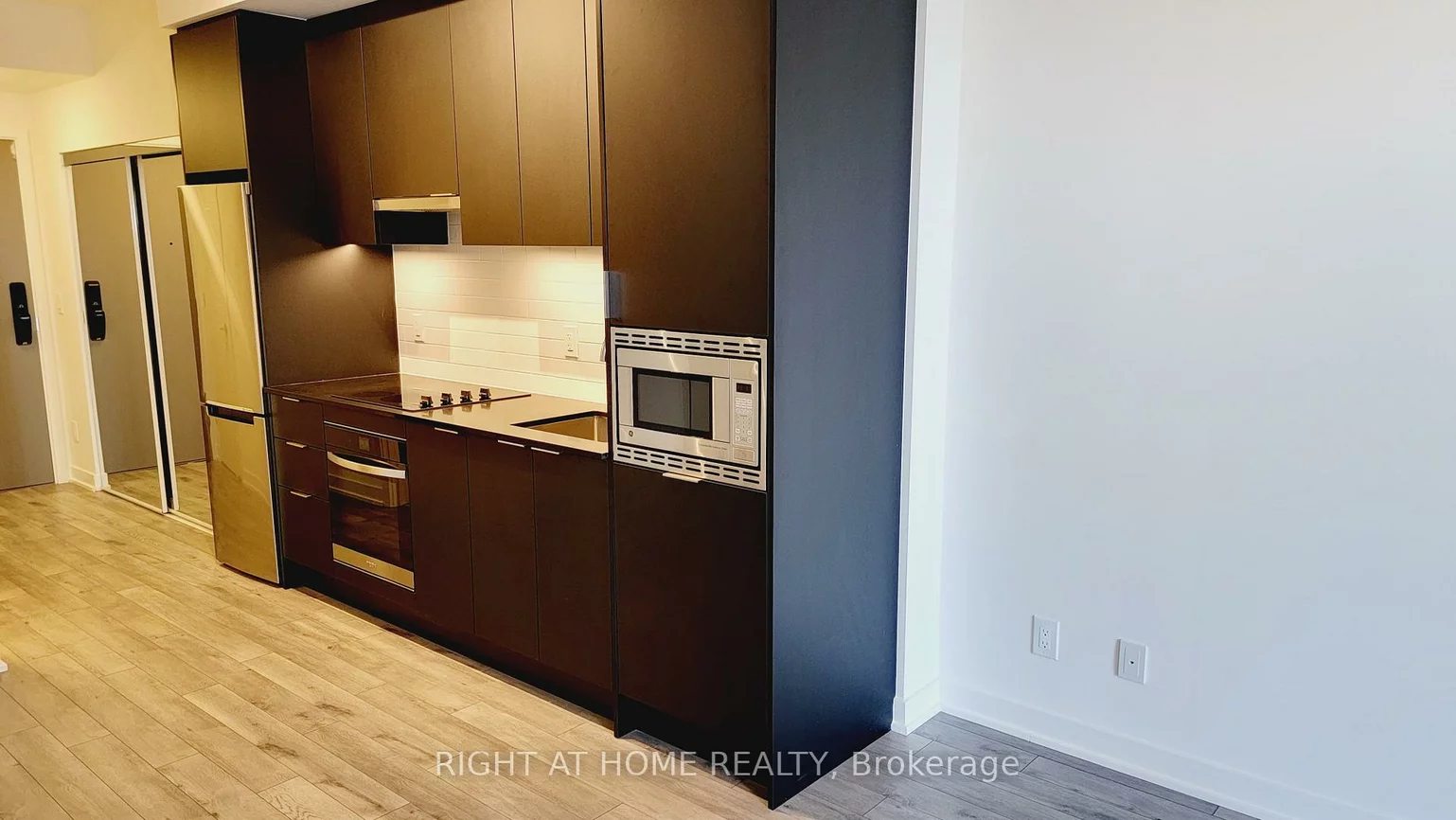 3079, Trafalgar, 1010 - JM Joshua Meadows, Oakville