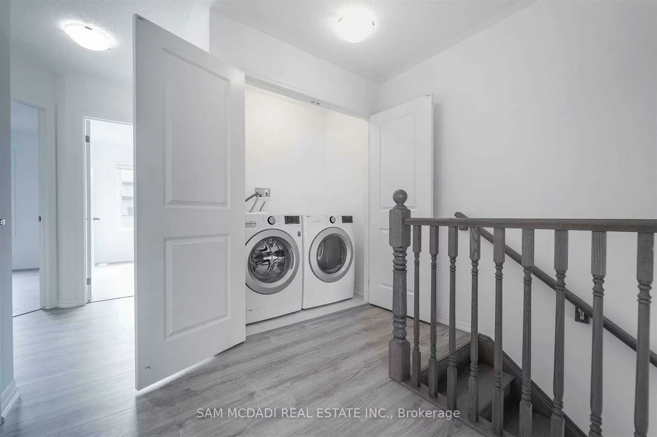 70, Huguenot, 1008 - GO Glenorchy, Oakville