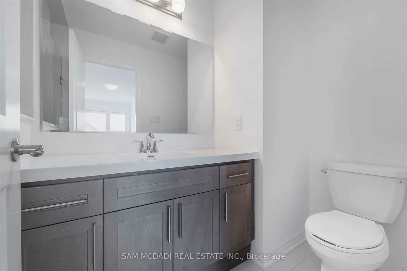 70, Huguenot, 1008 - GO Glenorchy, Oakville