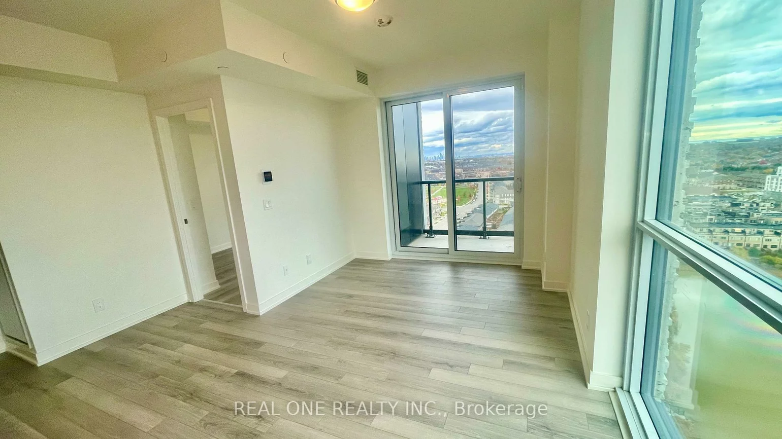 3079, Trafalgar, 1010 - JM Joshua Meadows, Oakville