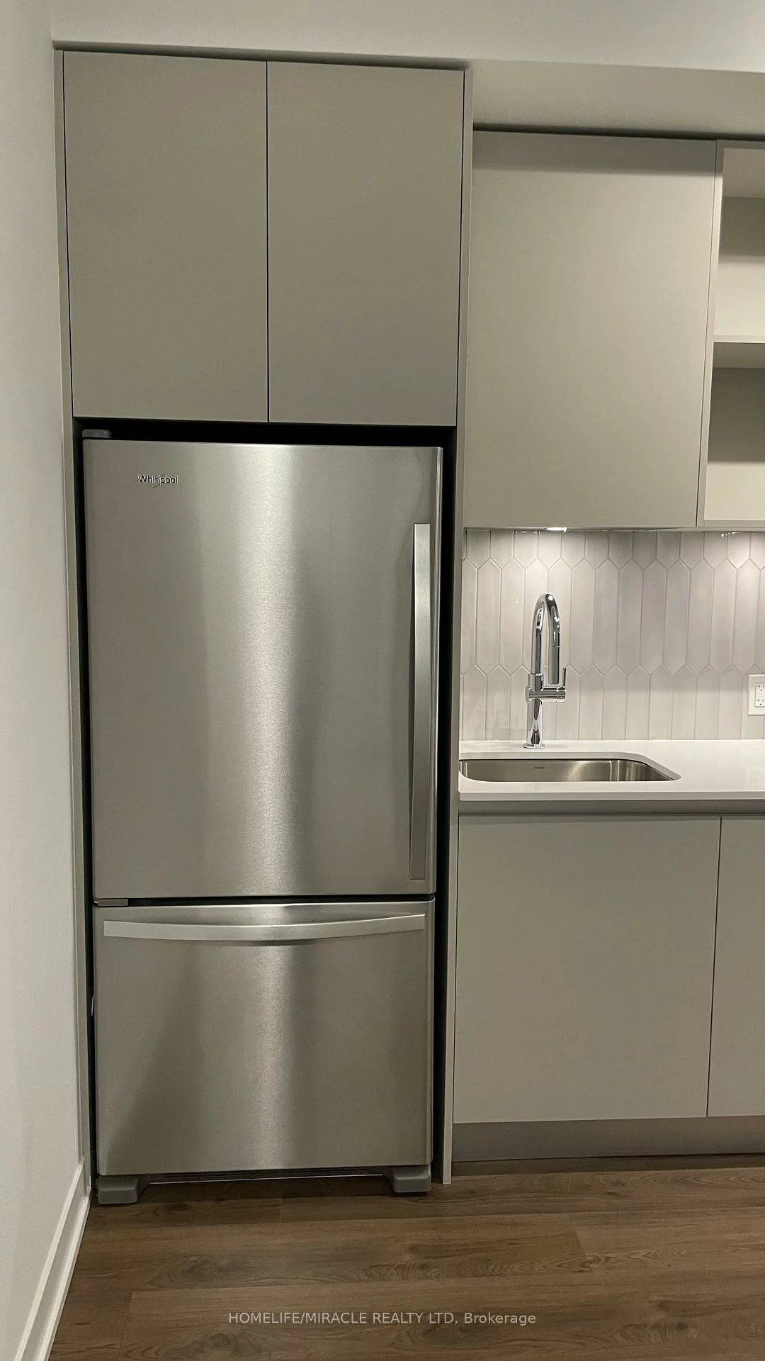 395, Dundas, 1040 - OA Rural Oakville, Oakville