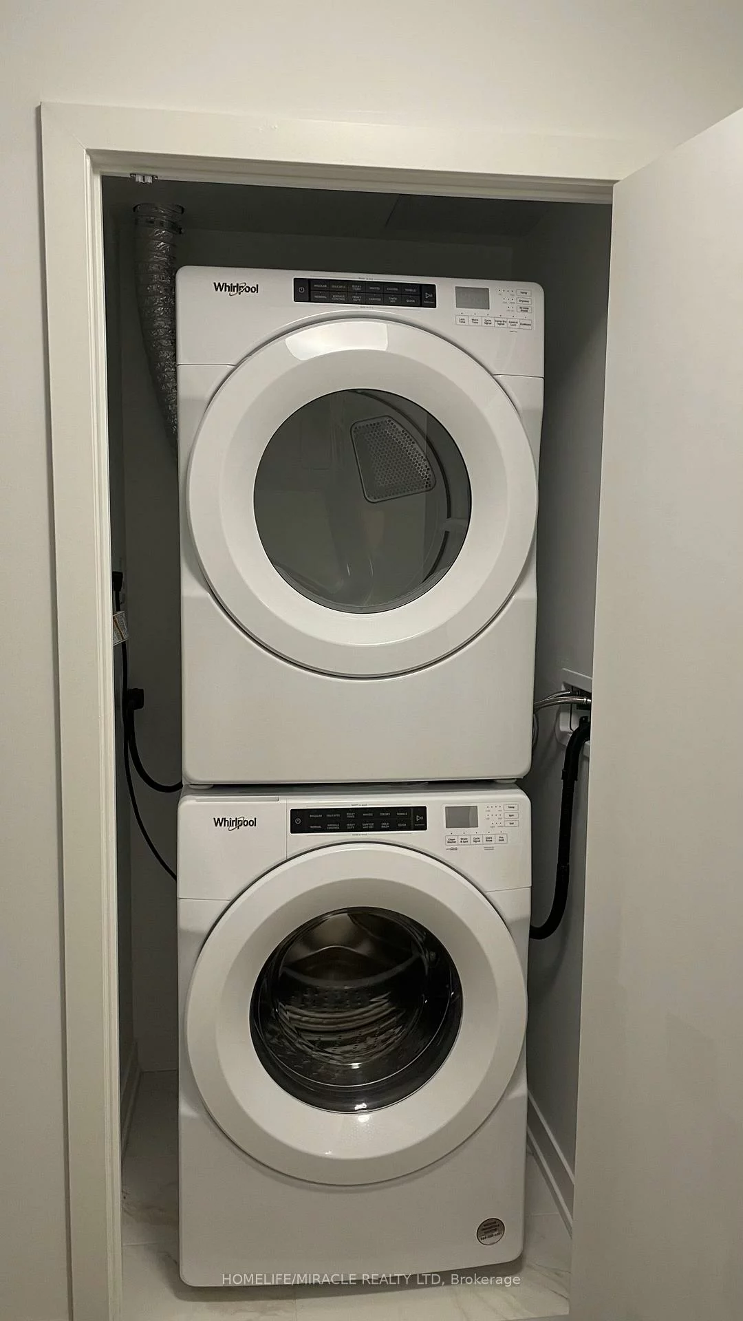 395, Dundas, 1040 - OA Rural Oakville, Oakville