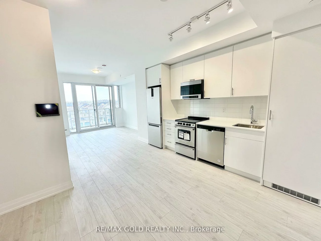 412, Silver Maple, 1010 - JM Joshua Meadows, Oakville