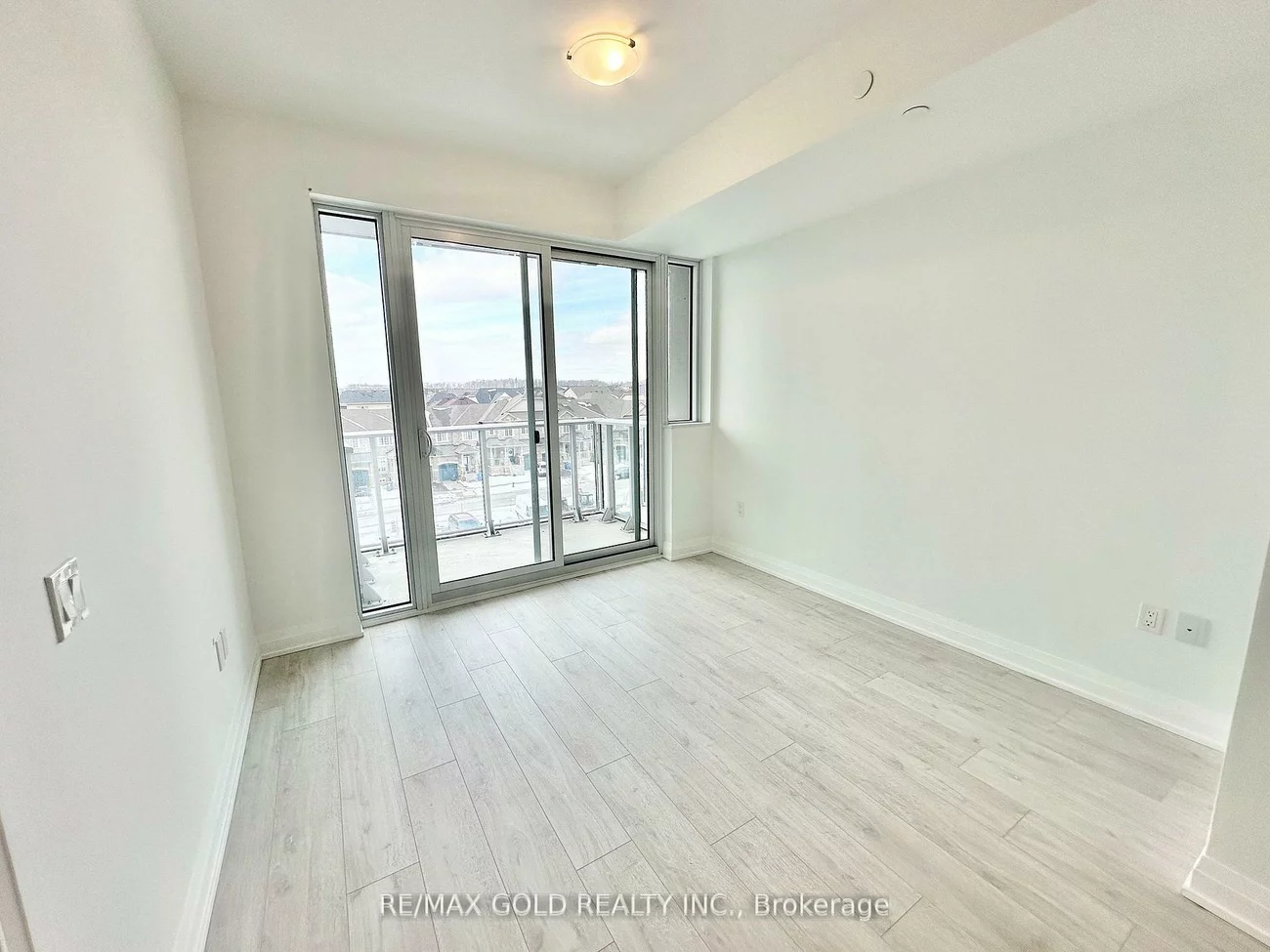 412, Silver Maple, 1010 - JM Joshua Meadows, Oakville