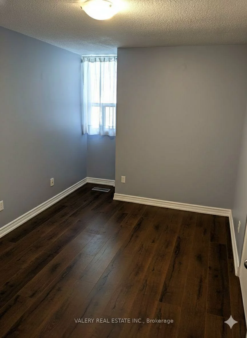 1300, Marlborough, 1005 - FA Falgarwood, Oakville