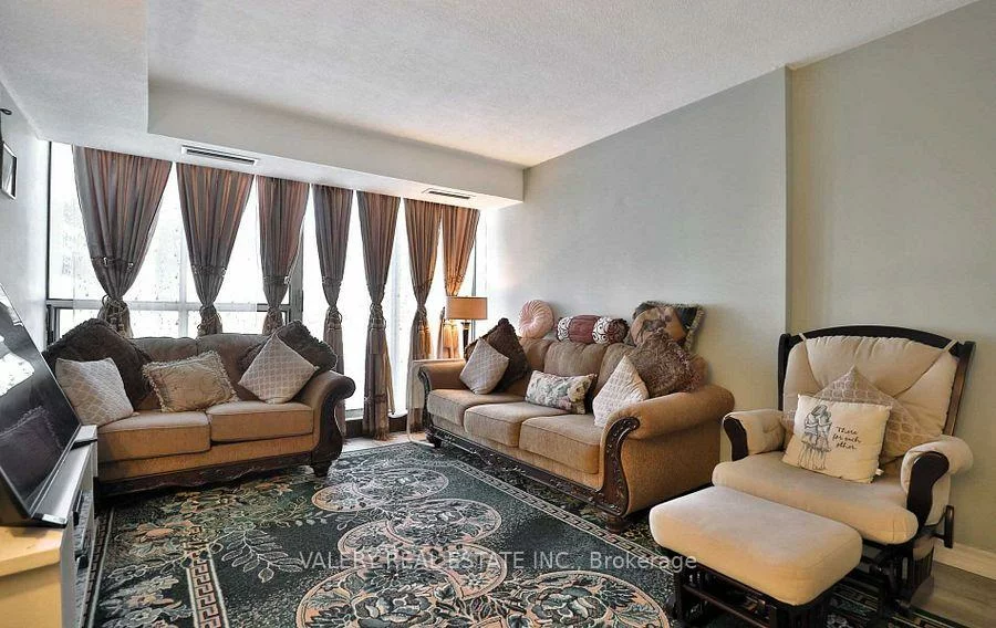 1300, Marlborough, 1005 - FA Falgarwood, Oakville