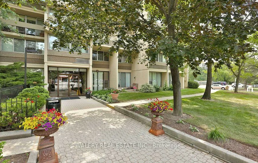 1300, Marlborough, 1005 - FA Falgarwood, Oakville