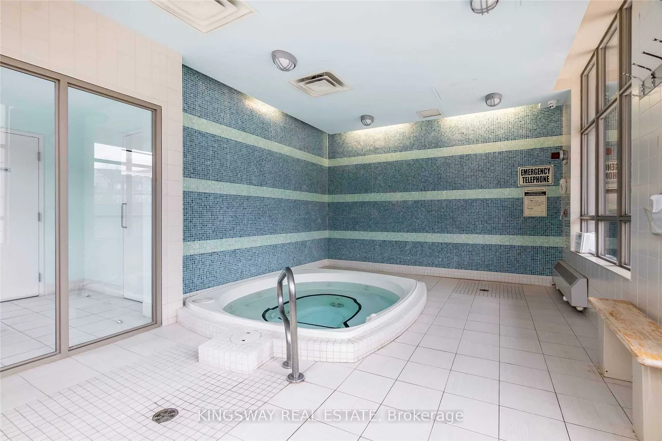 2391, Central Park, 1015 - RO River Oaks, Oakville