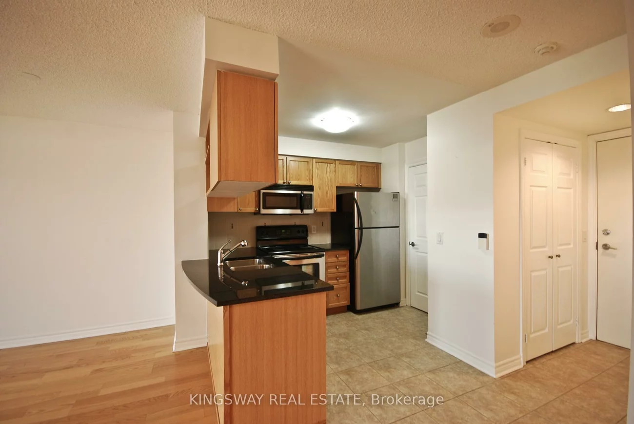 2391, Central Park, 1015 - RO River Oaks, Oakville