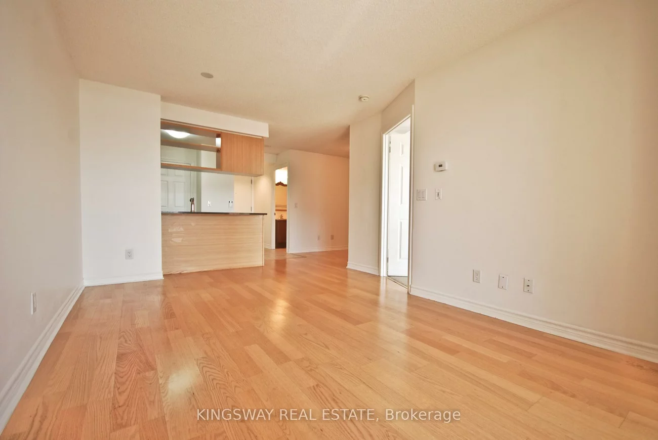 2391, Central Park, 1015 - RO River Oaks, Oakville