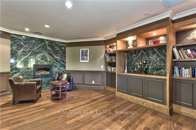 2391, Central Park, 1015 - RO River Oaks, Oakville