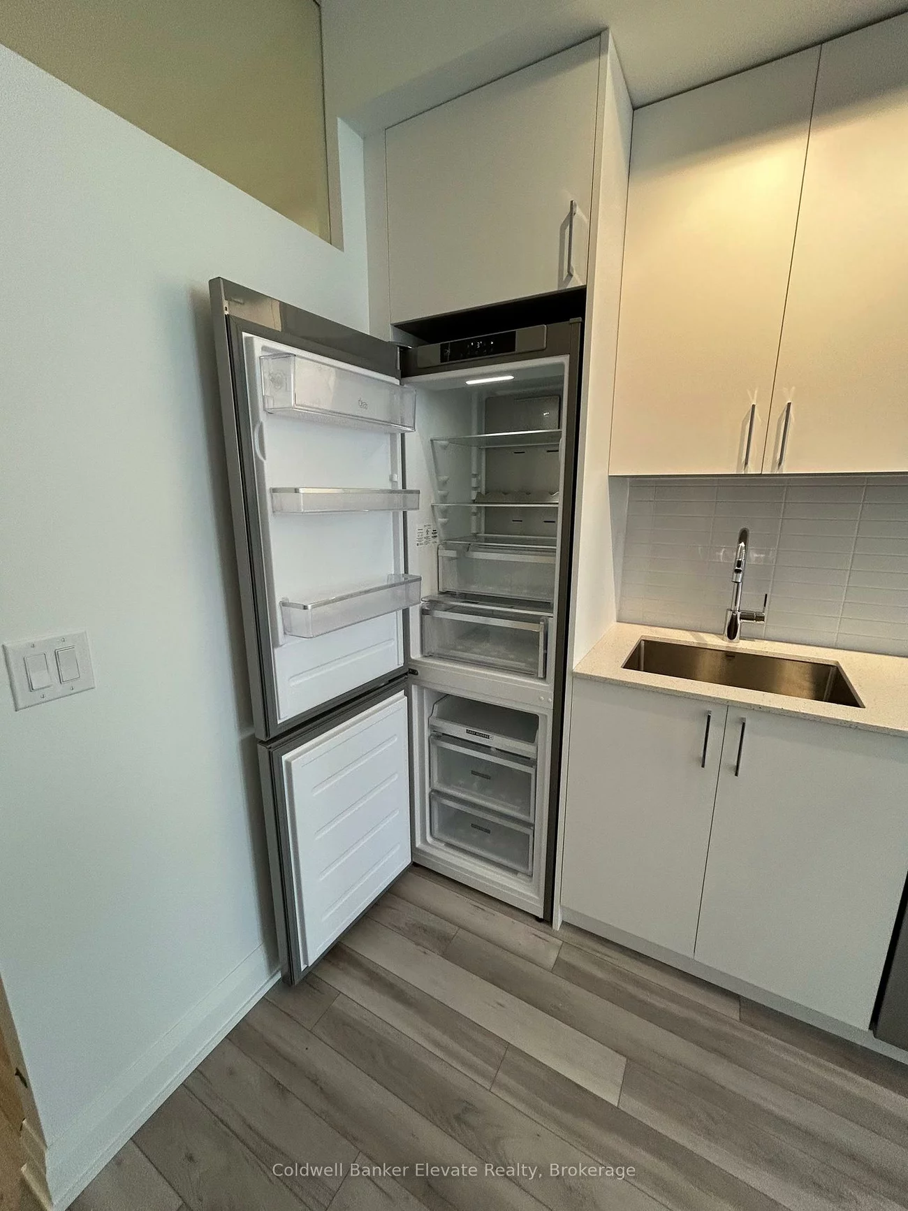 3250, Carding Mill, 1008 - GO Glenorchy, Oakville