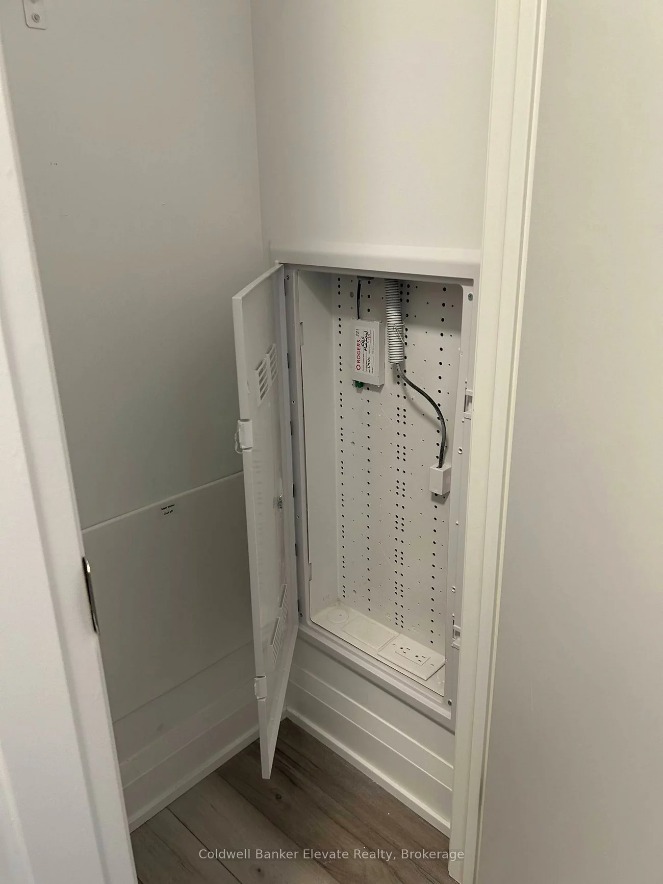 3250, Carding Mill, 1008 - GO Glenorchy, Oakville