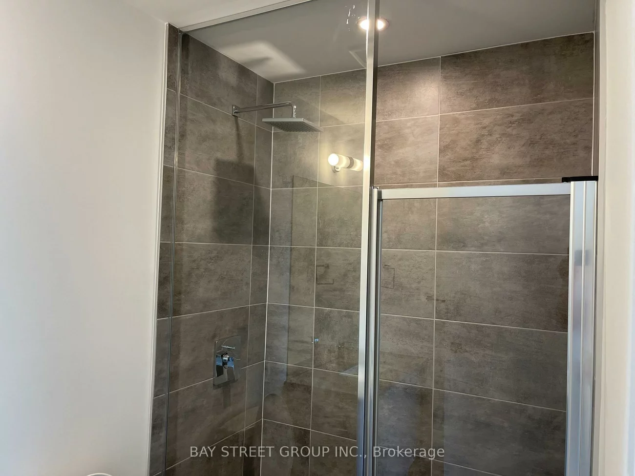 297, OAK WALK, 1015 - RO River Oaks, Oakville