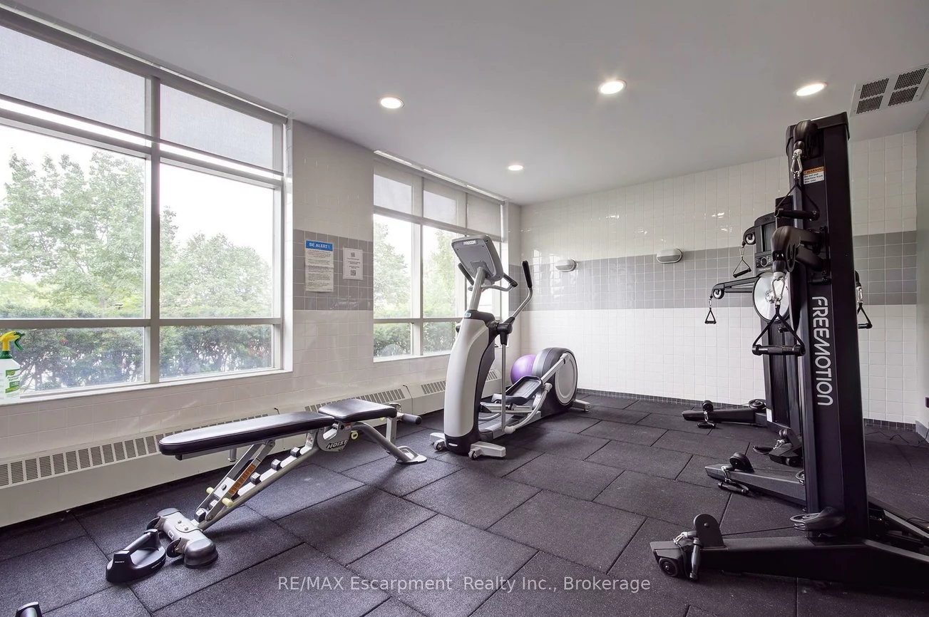 2325, Central Park, 1015 - RO River Oaks, Oakville