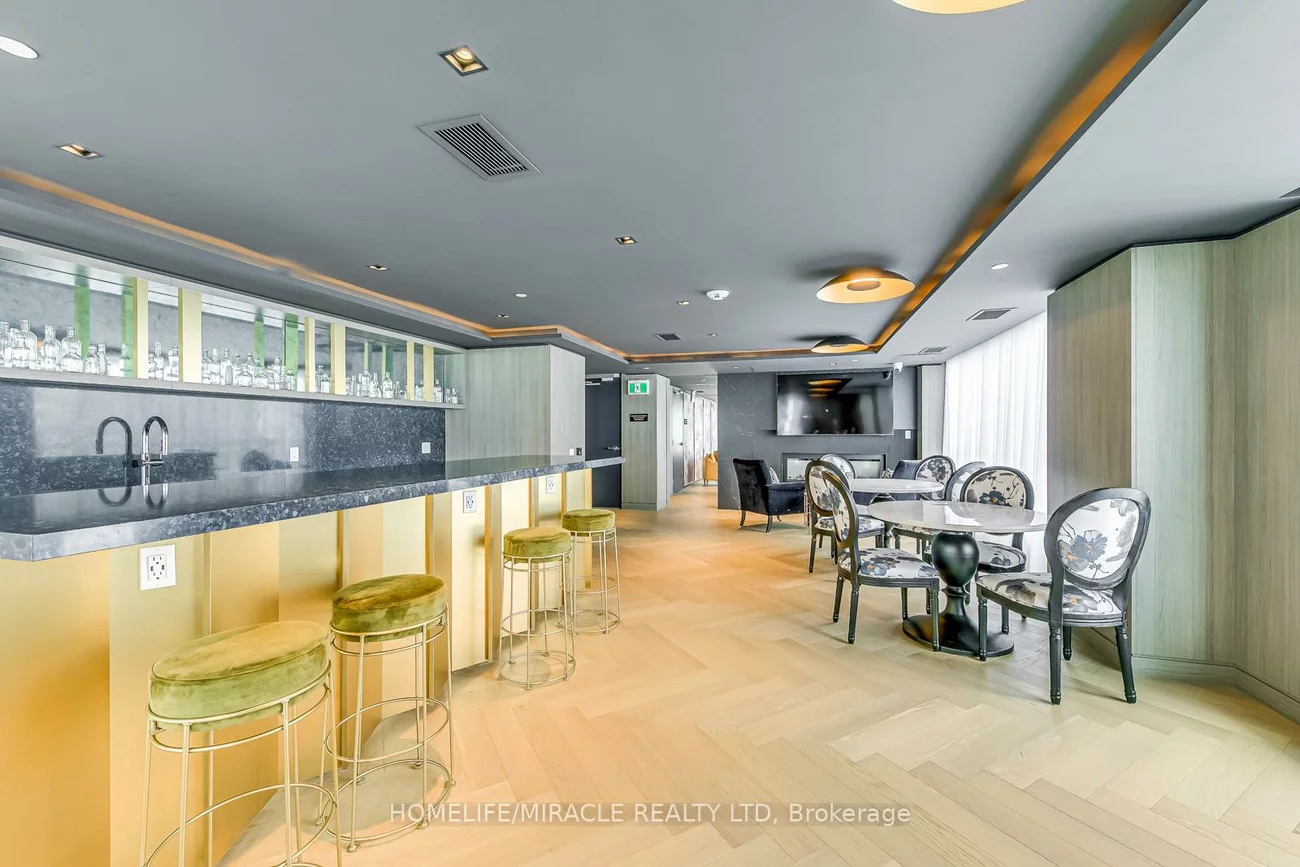 405, Dundas, 1008 - GO Glenorchy, Oakville