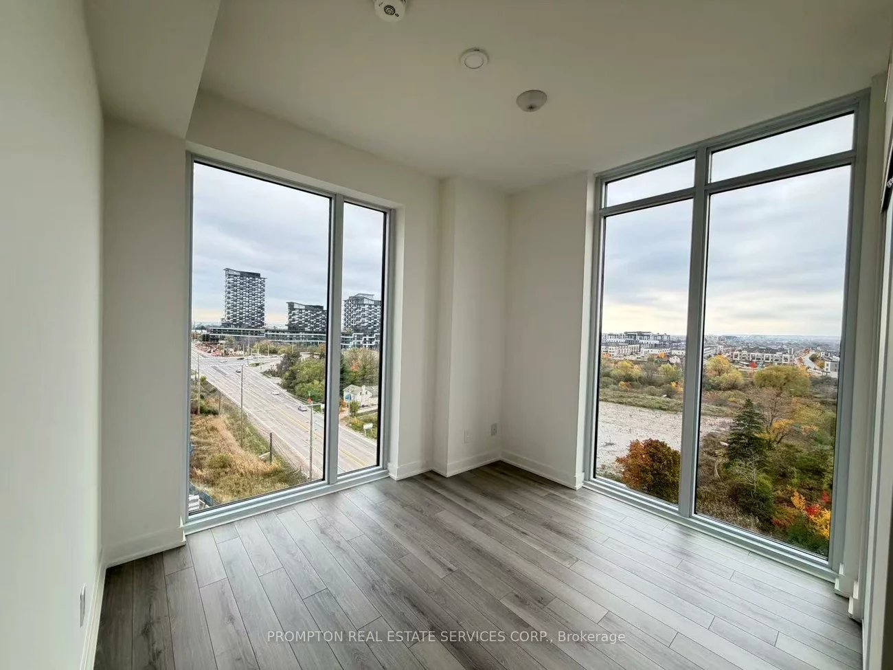 3071, Trafalgar, 1010 - JM Joshua Meadows, Oakville