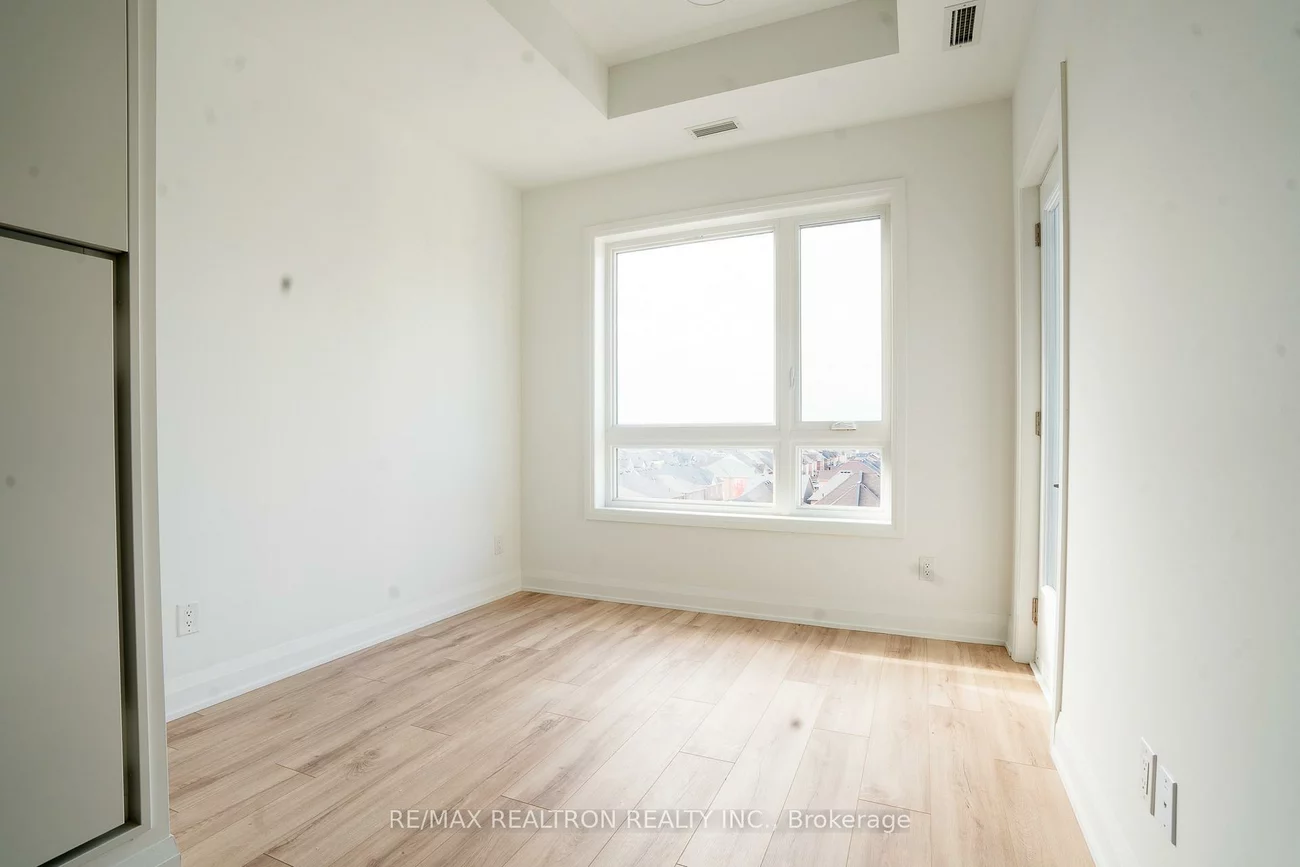 3250, Carding Mill, 1008 - GO Glenorchy, Oakville