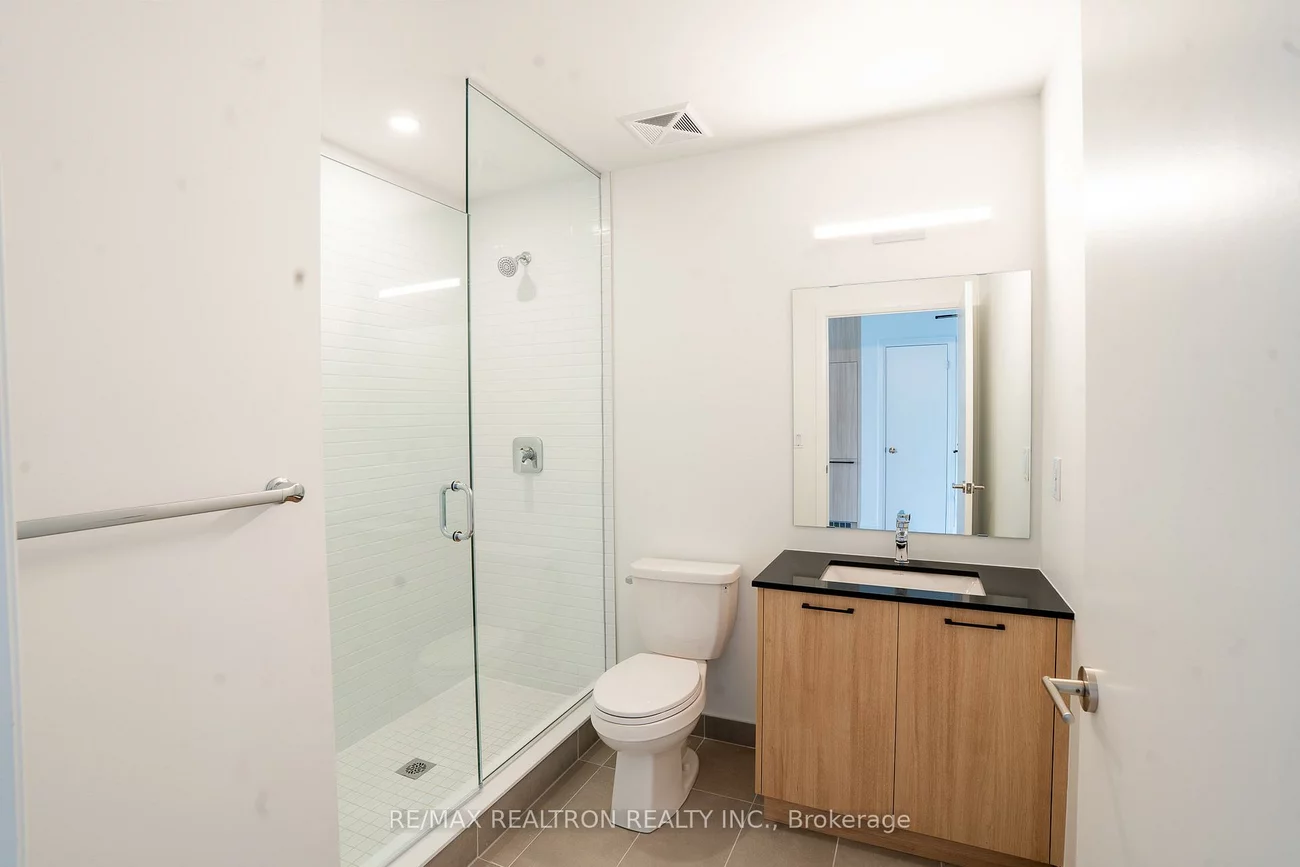 3250, Carding Mill, 1008 - GO Glenorchy, Oakville