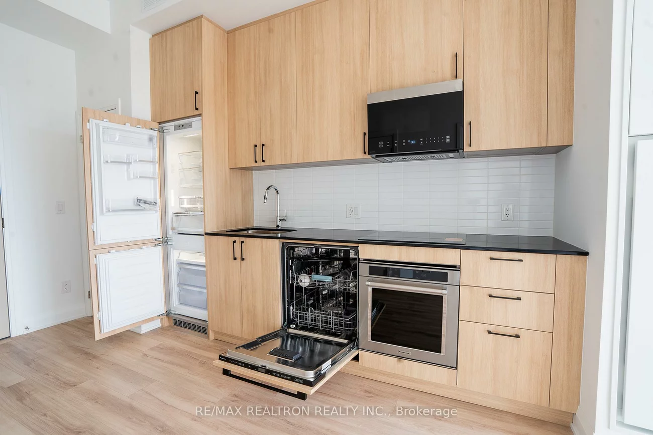 3250, Carding Mill, 1008 - GO Glenorchy, Oakville