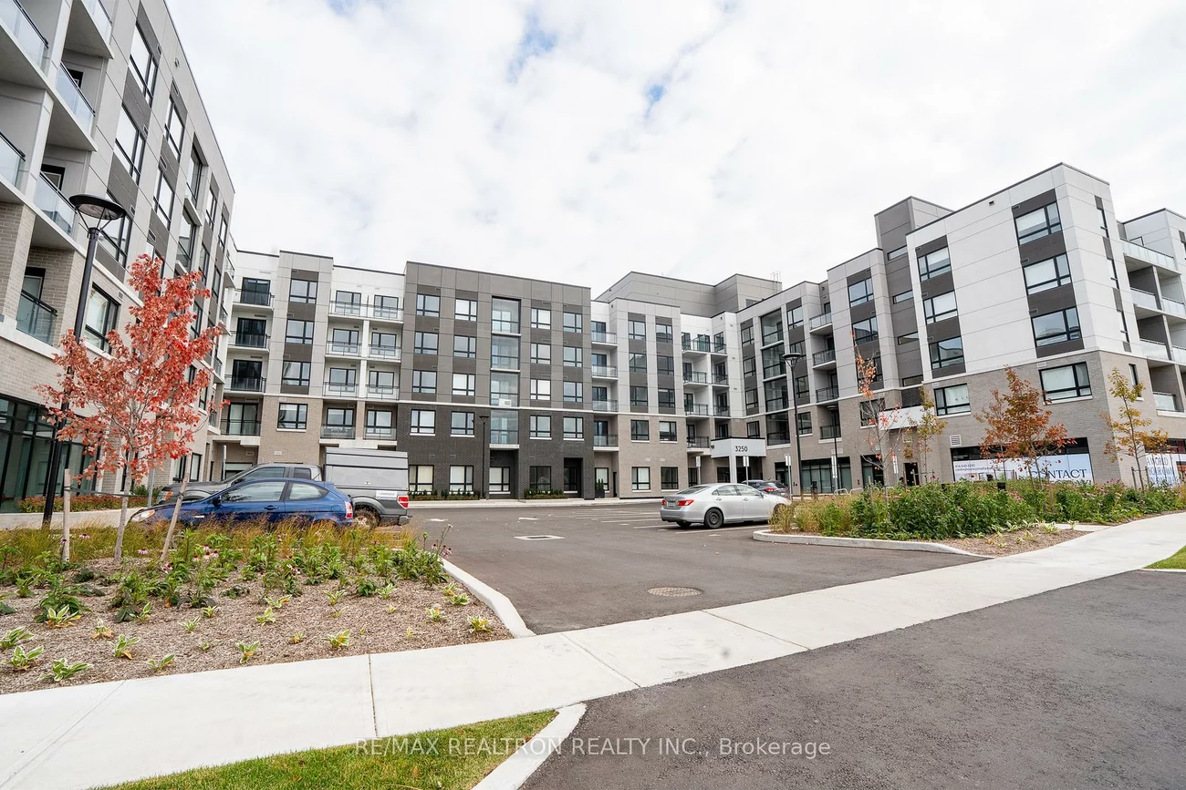 3250, Carding Mill, 1008 - GO Glenorchy, Oakville