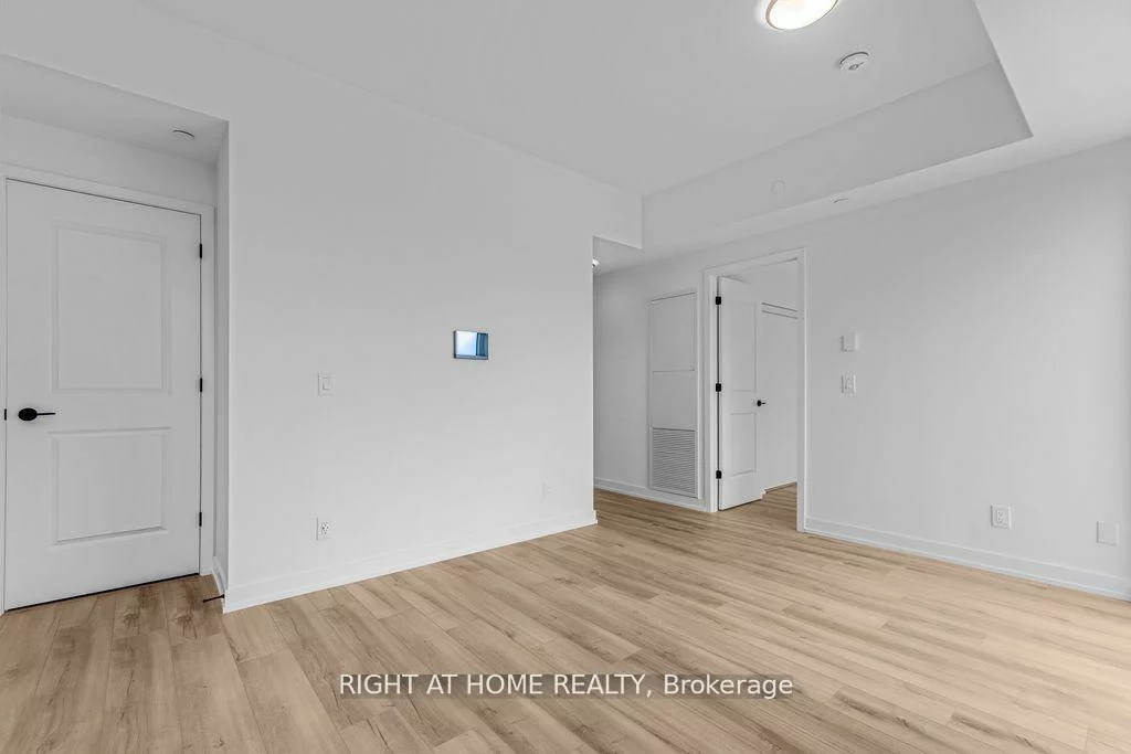 335, Wheat Boom, 1010 - JM Joshua Meadows, Oakville