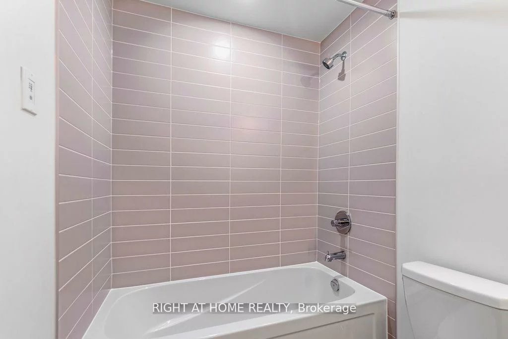 335, Wheat Boom, 1010 - JM Joshua Meadows, Oakville