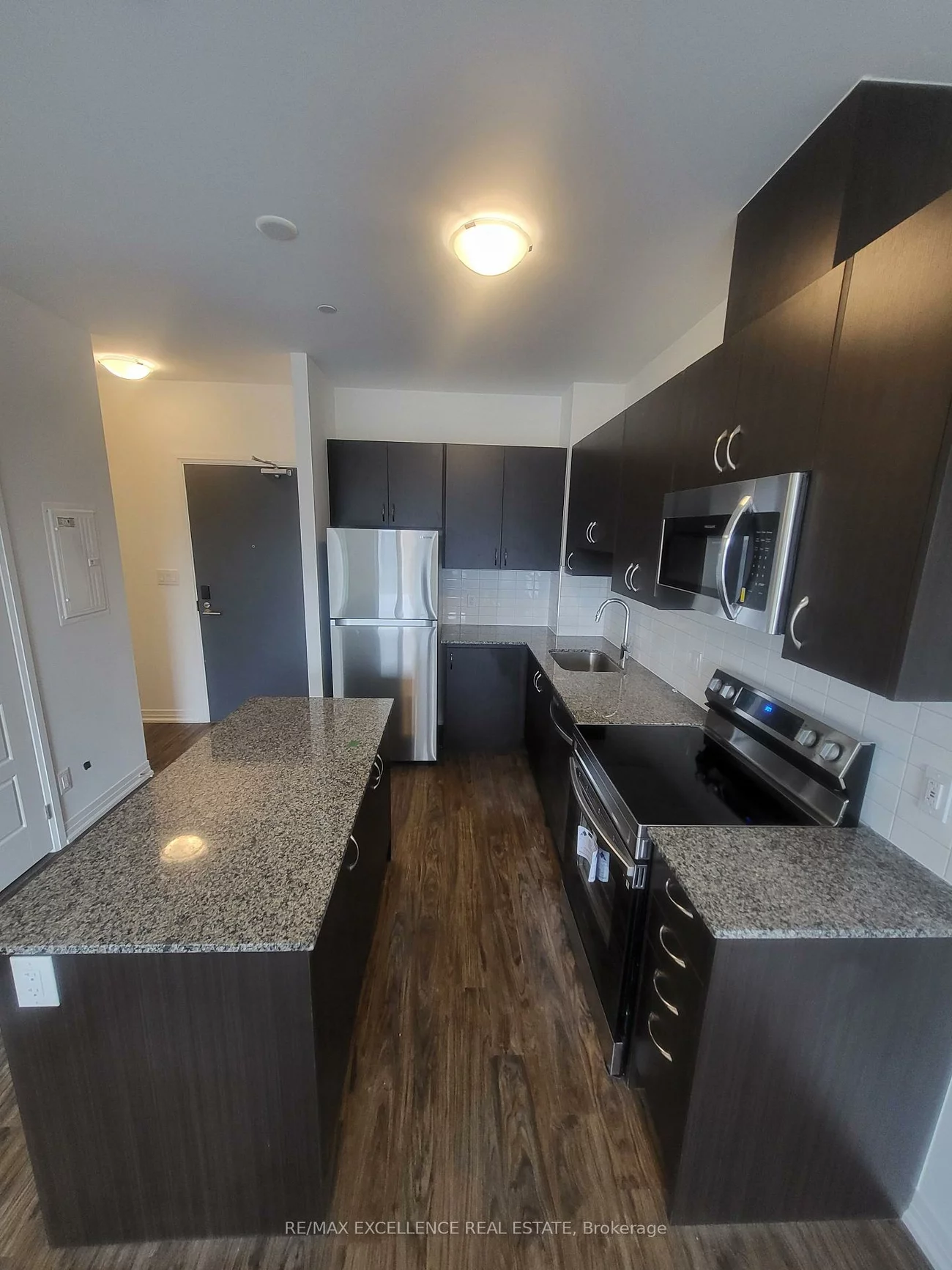 3285, Carding Mill, 1008 - GO Glenorchy, Oakville